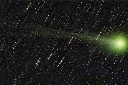 Comet C2014 Q2 Lovejoy, 2015-1-24,  57x60sec, APO100Q, QHY8.jpg